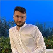 Sblocca il Potere del Codice: Inizia il Tuo Viaggio con Python!